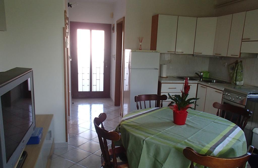 Apartment Eni Rovinj Room photo